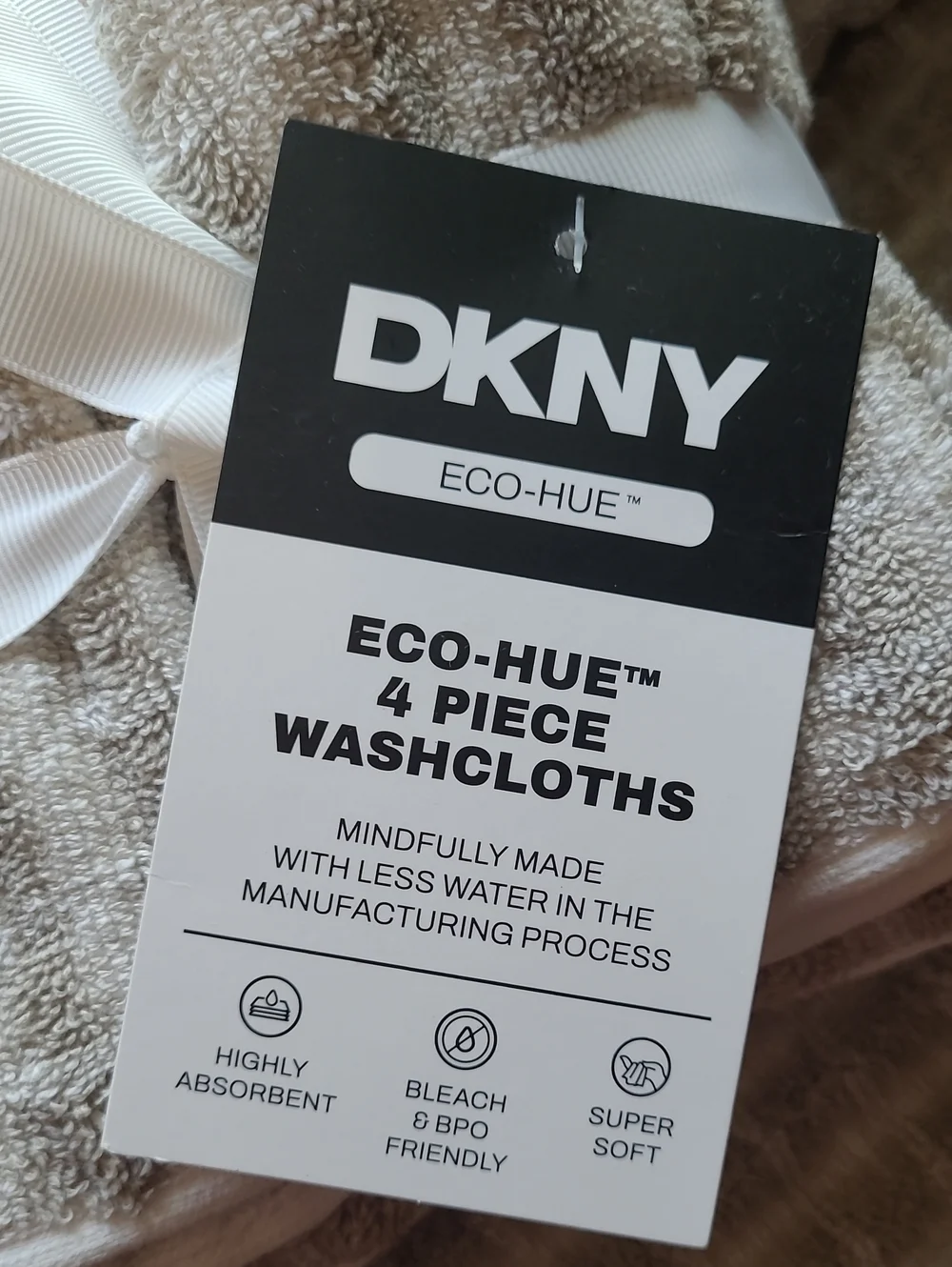 DKNY Piazza Ribbed Bath Towel Set